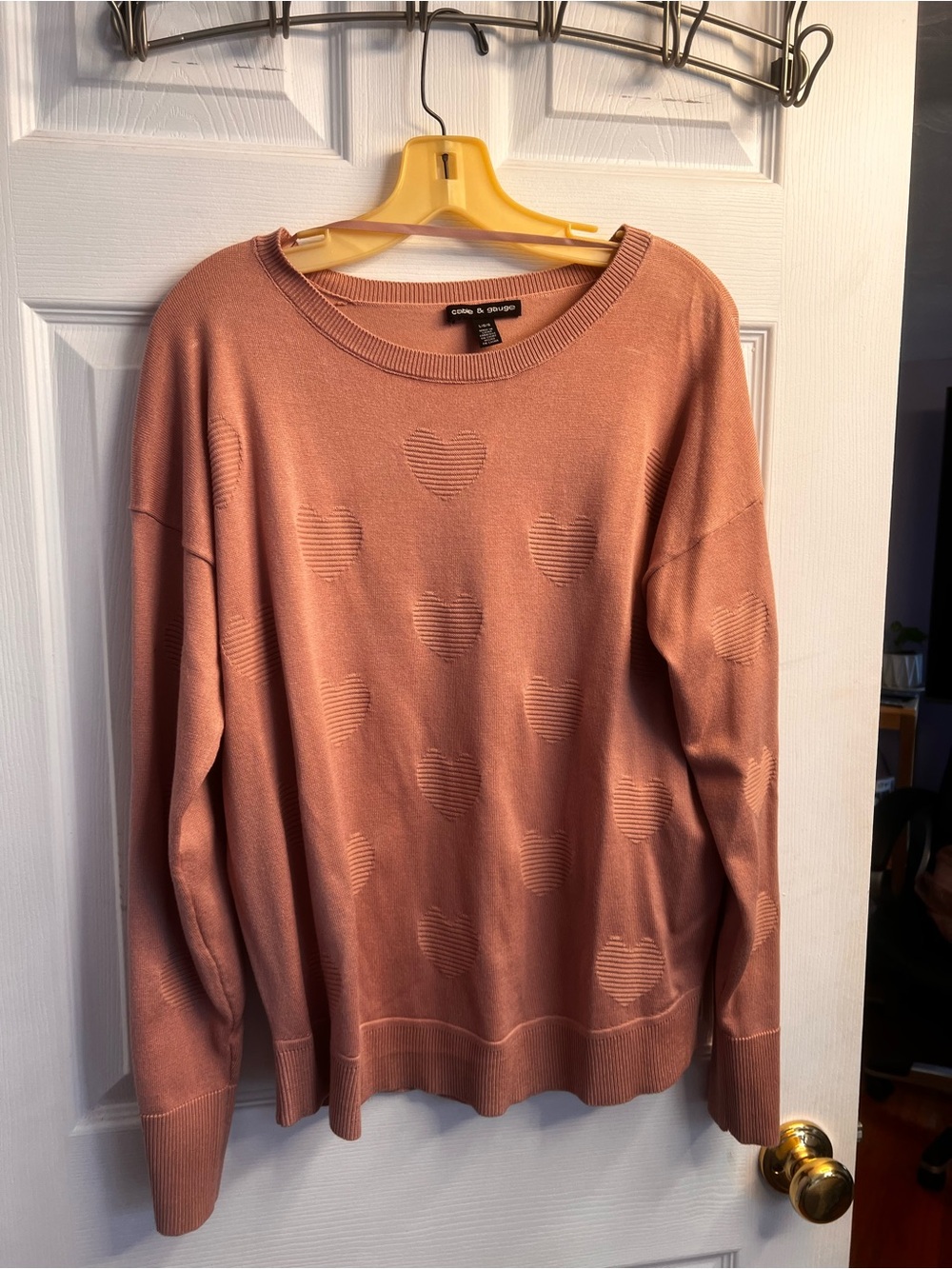 Cable & Gauge Rose Pink Heart-Pattern Crewneck Sweater